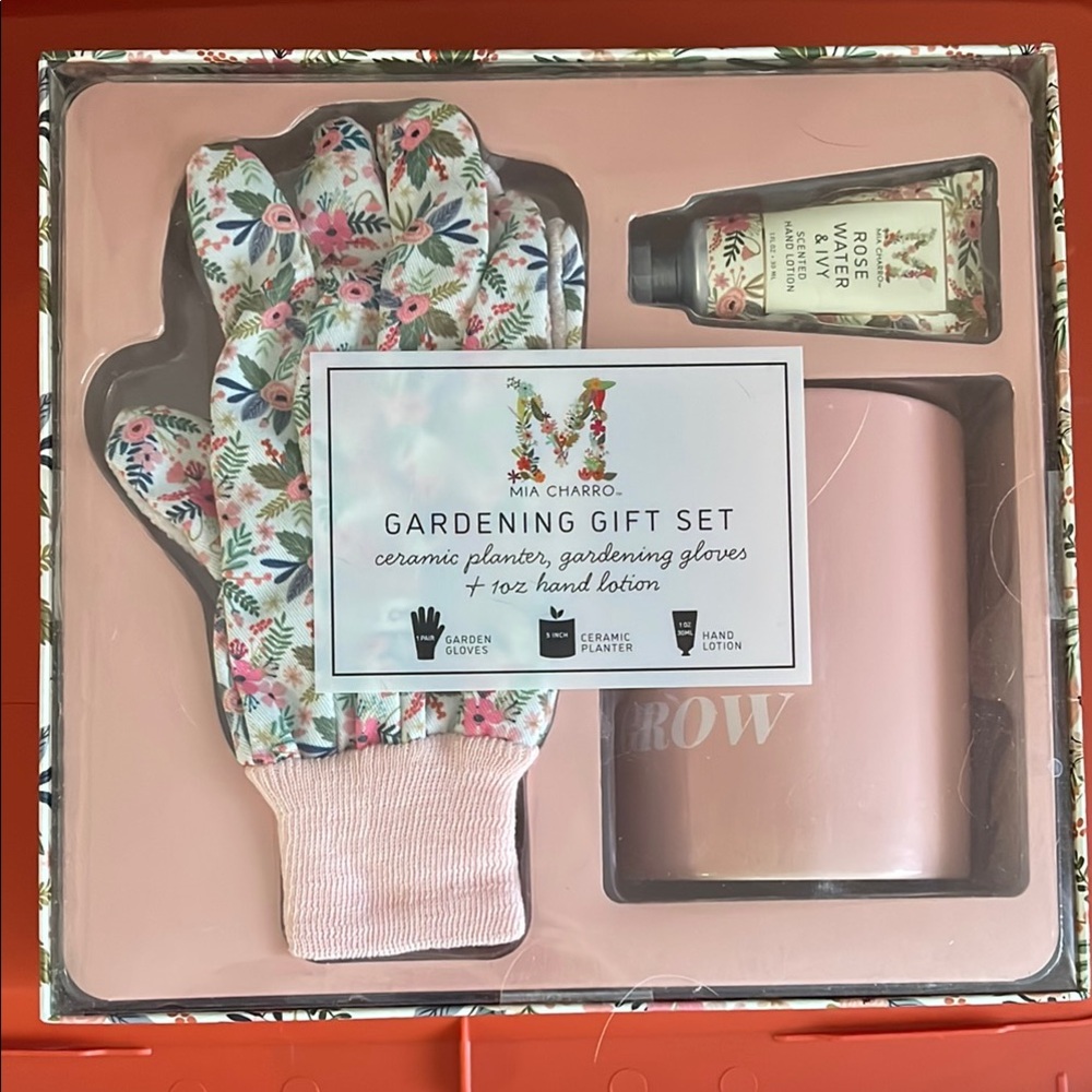 Mia Charro Floral Gardening Gift Set